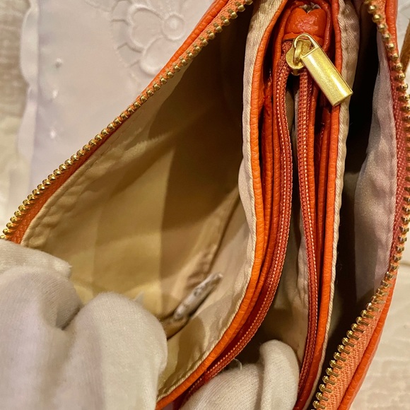 Orange Soft leather wristlet - Picture 15 of 15